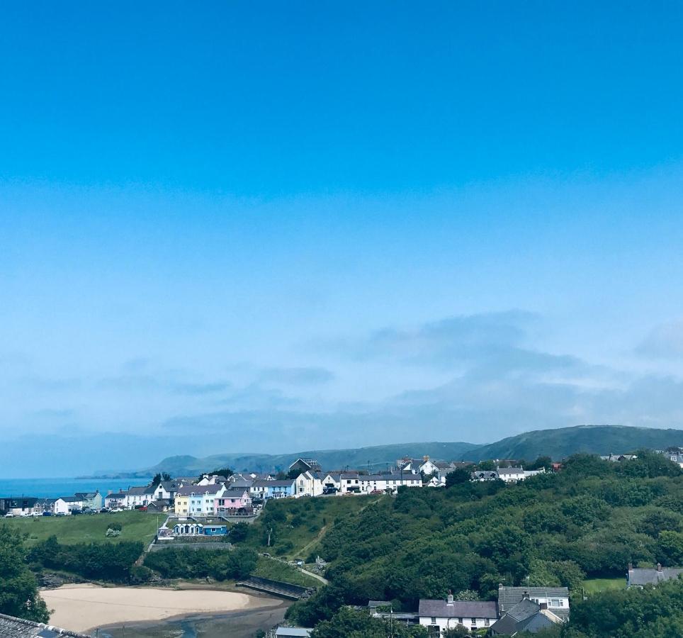 Rooms At The Highcliffe Aberporth Exterior foto