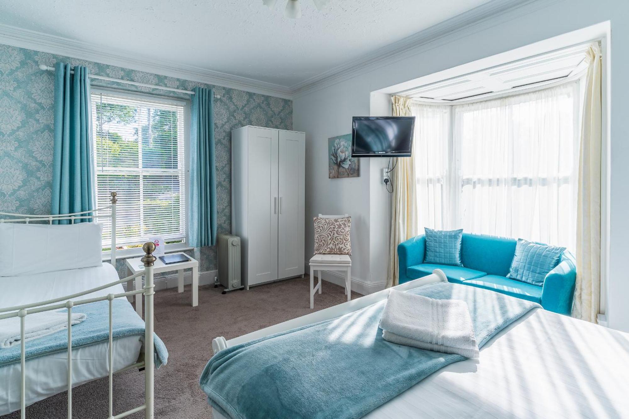 Rooms At The Highcliffe Aberporth Exterior foto
