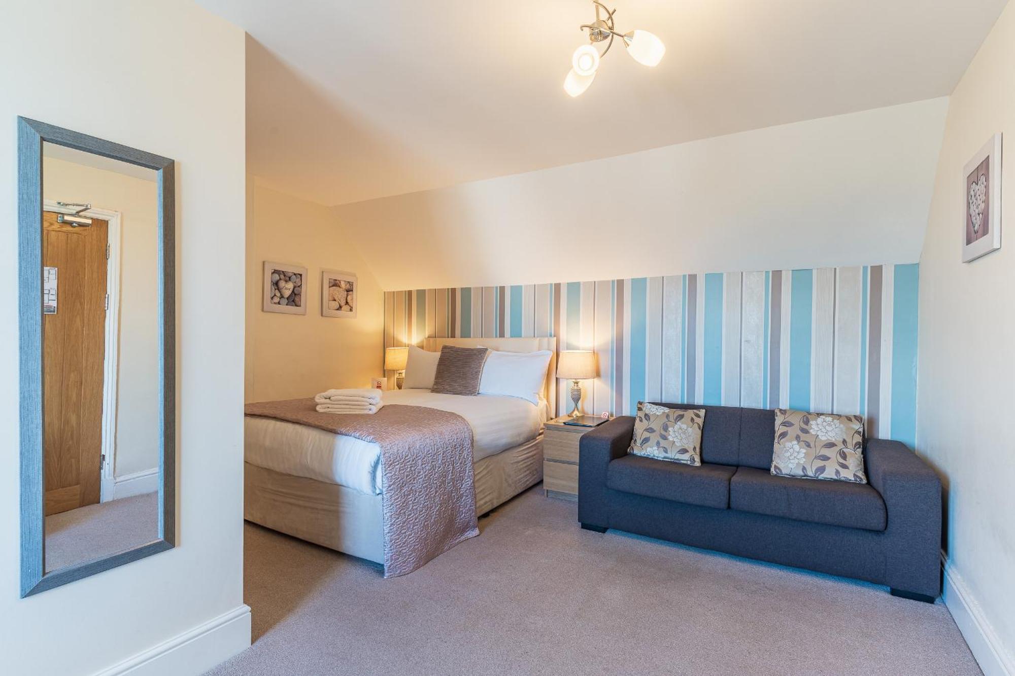 Rooms At The Highcliffe Aberporth Exterior foto