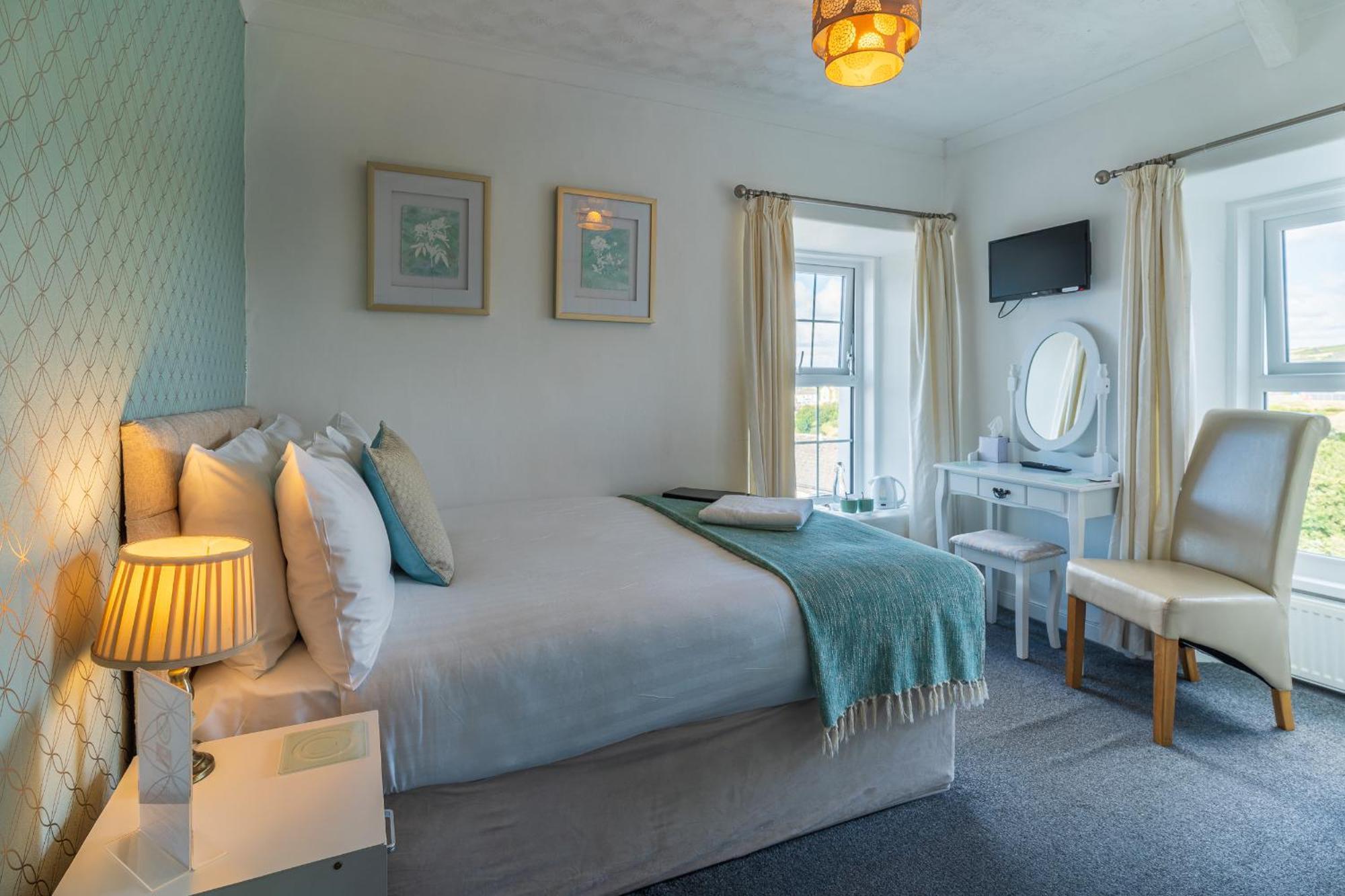 Rooms At The Highcliffe Aberporth Exterior foto