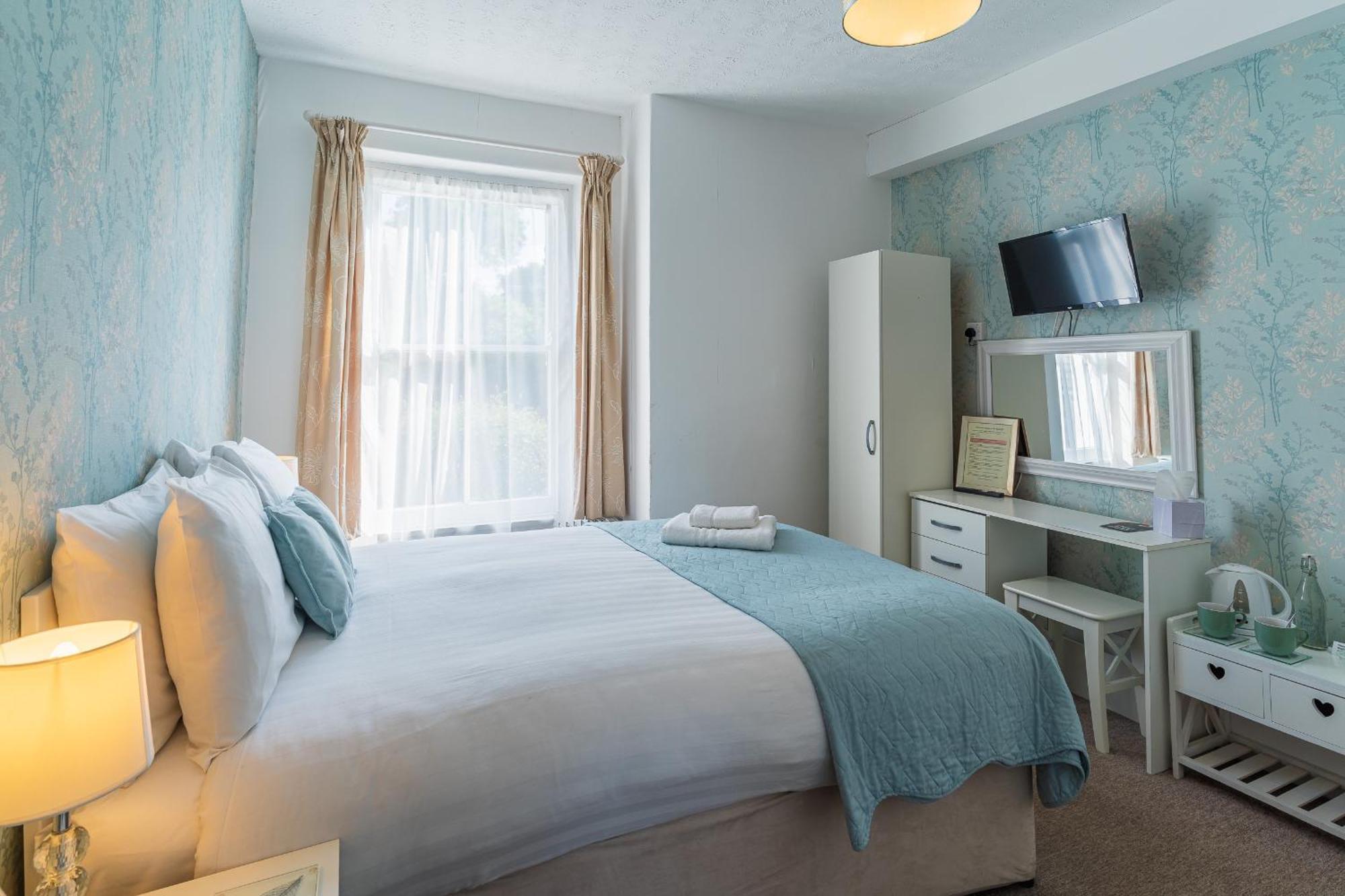 Rooms At The Highcliffe Aberporth Exterior foto
