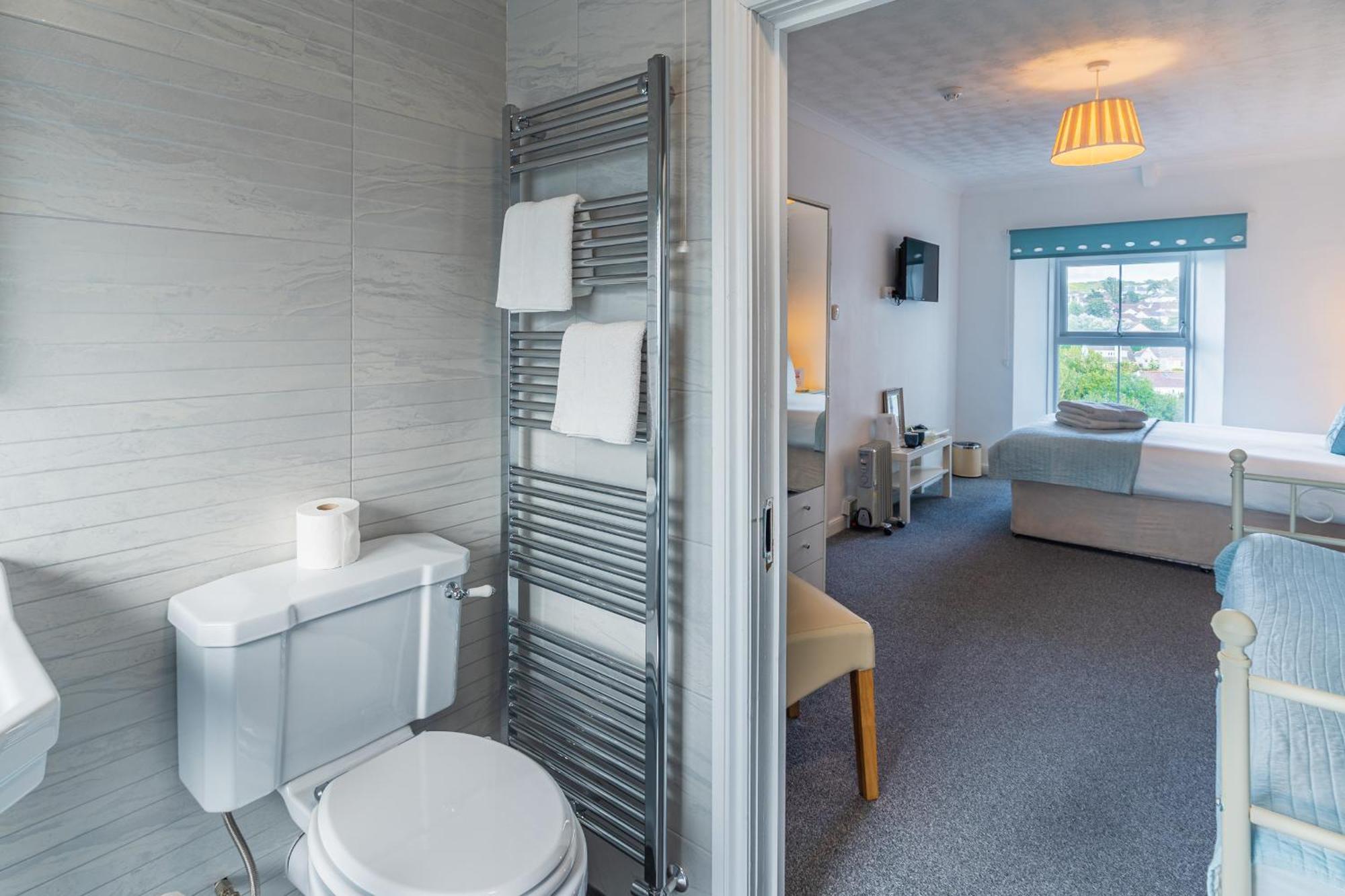 Rooms At The Highcliffe Aberporth Exterior foto